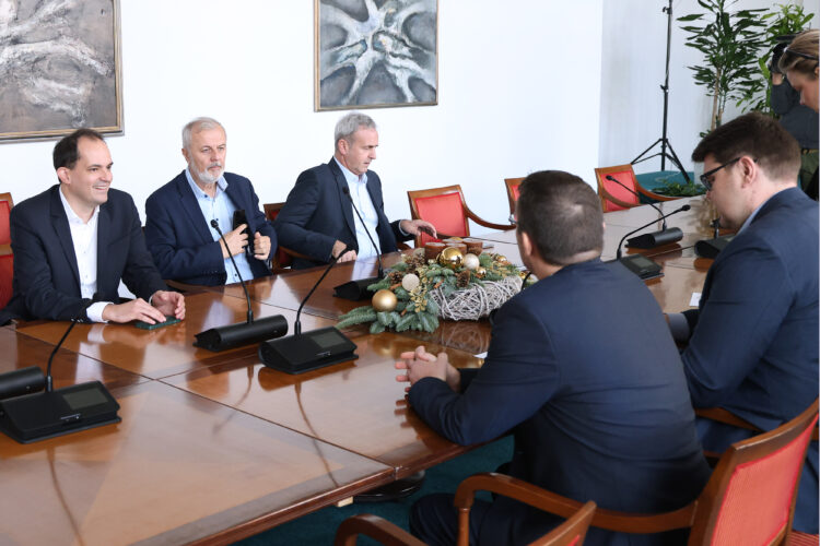 Ovo su imena 10 ustavnih sudaca koje su dogovorili vladajući i oporba?