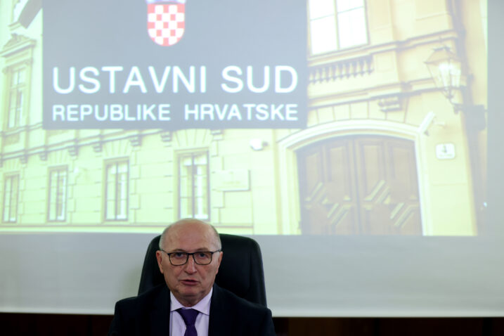 PACKA IZ EUROPE  Ustavni suci sebi produljili mandate protivno zakonu, to je kršenje Povelje o temeljnim pravima