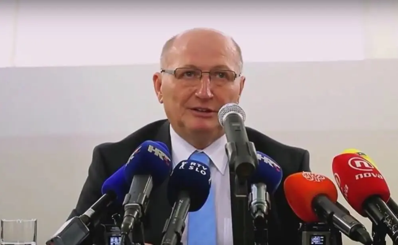 Ustavni sud: Mostova referendumska pitanja nisu u skladu s Ustavom