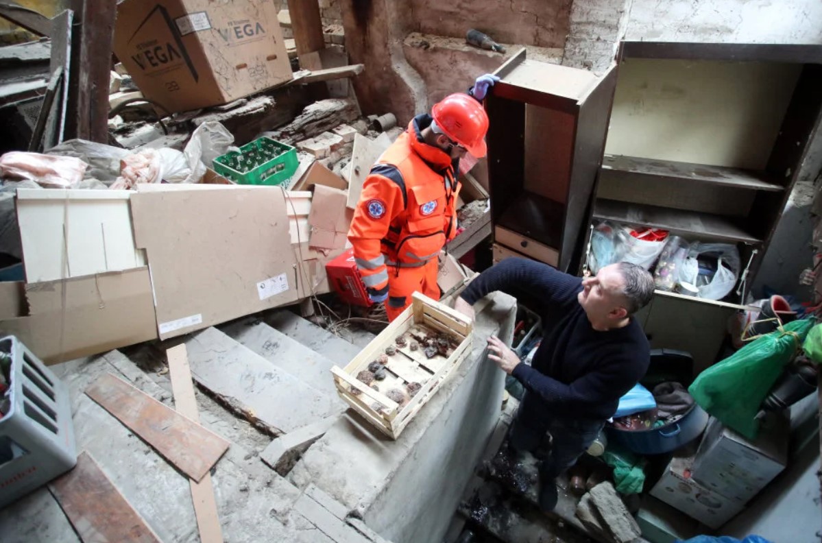 NOVO PODRHTAVANJE TLA U 19.29  Seizmolog Fiket: Možemo očekivati i potres magnitude veće od pet po Richteru