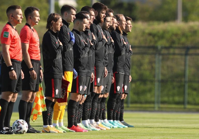 Daily Mail: Hrvatski nogometaši nikad ne kleče uoči utakmice