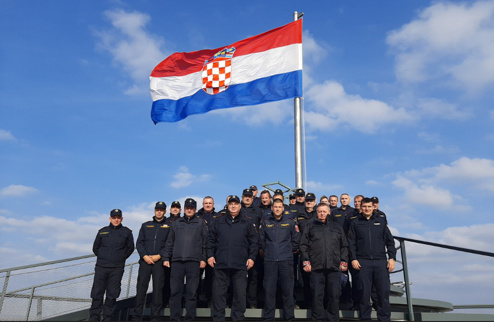 SVIJEĆE ZA SVE PALE VATROGASCE U DOMOVINSKOM RATU: ‘Moramo se svi prisjetiti teških dana i malih ljudi koji su branili Vukovar’
