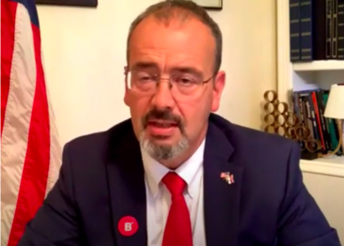 Veleposlanik SAD-a naljutio Srbe izjavom o Tesli: ‘Griješite, on je bio Amerikanac po izboru’