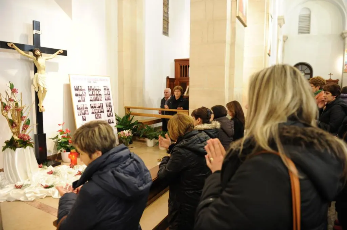 XIII. simpozij ‘Stopama pobijenih’ – Osvjetljavanje jugokomunističkog ubojstva 66 hercegovačkih franjevaca