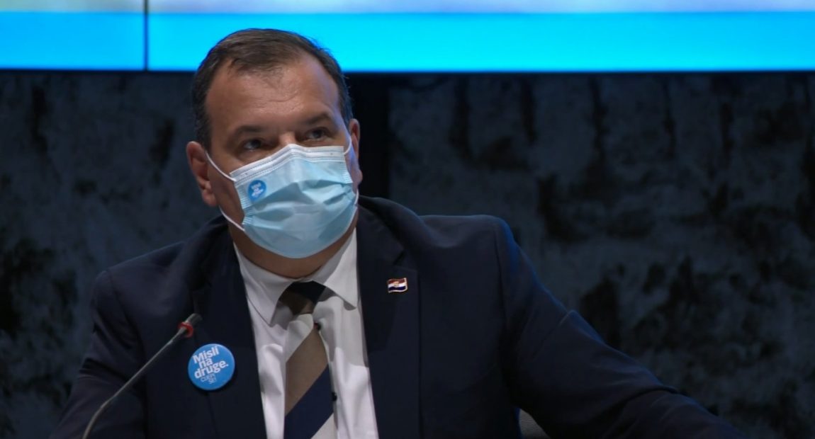 IPAK SE UVODE? Plenković je zvao Stožer na hitan sastanak: Uvest će nam covid potvrde za trgovine?!