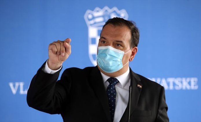 Beroš kritizirao građane koji se ne žele cijepiti: Dobio niz pitanja i komentara