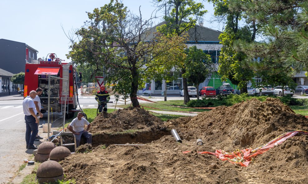 NESREĆA NA RADU    Radnik rezao plinsku cijev i zapalio se