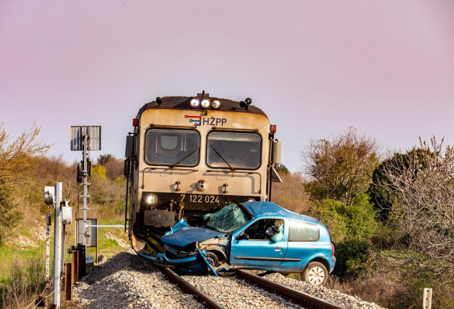 STRAŠNA NESREĆA U ISTRI Smrtno stradao u naletu vlaka