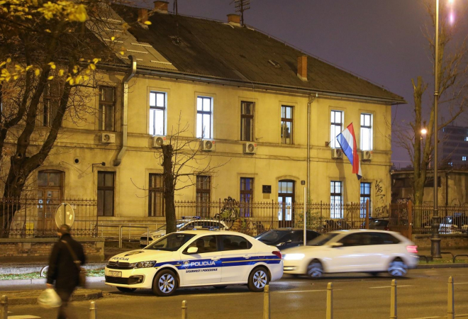 PRONAĐENA 17-GODIŠNJAKINJA KOJA JE NESTALA U SUBOTU NAVEČER: Pojavila se nakon majčine molbe, a evo gdje je bila