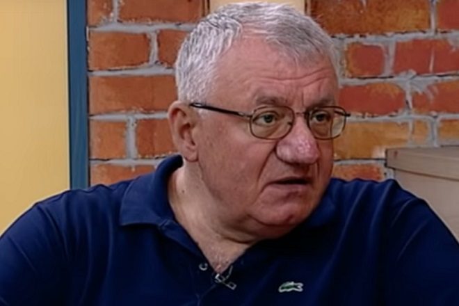 Mladen Pavković: Šešelj opet „kaka“!