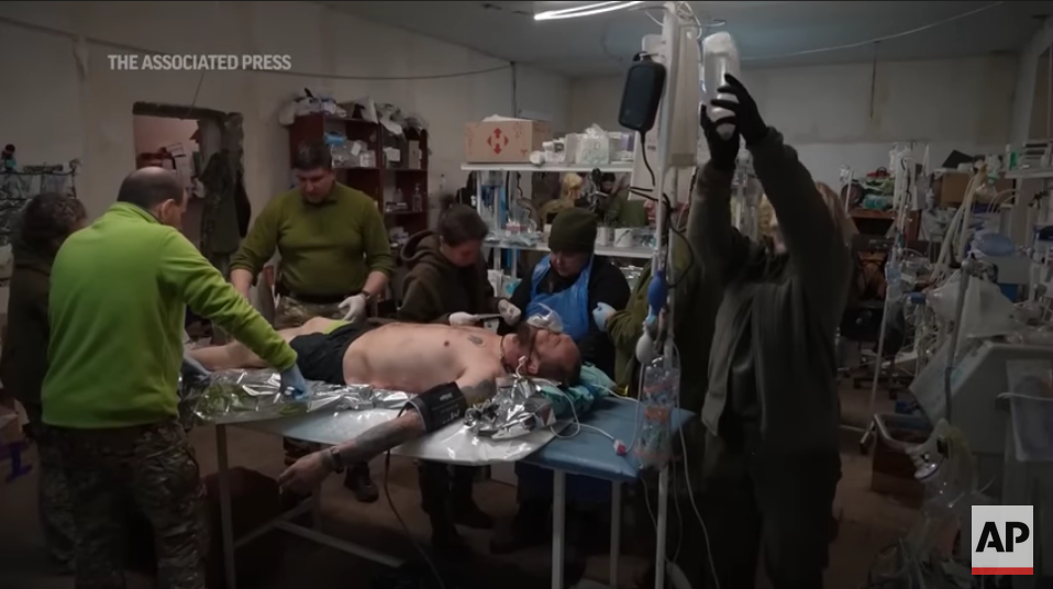 Otpor Ukrajinaca u klaonici Bahmuta – potresne scene iz bolnice uništenog grada