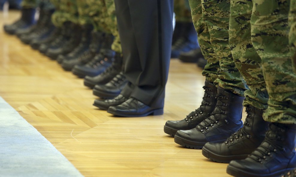 Ukidali ga, sad ga vraćaju: Kako europske države stoje sa služenjem vojnog roka