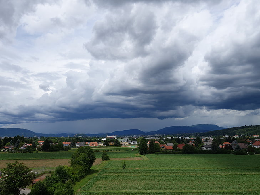 Ubijali su nas, progonili, tjerali u rat protiv vlastitog naroda, rušili nam crkve i napadali svećenike i časne sestre iako nismo prstom mrdnuli protiv Srbije