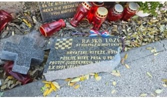 Nepoznati počinitelji slomili  spomen-ploču u Vruljici! Policija provodi izvide