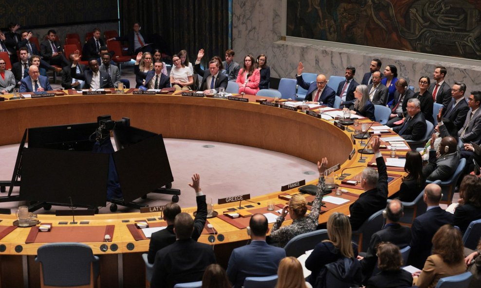 VIJEĆE SIGURNOSTI  Svijet na rubu,  Rusija i Kina blokirale akciju UN-a za Hormuz