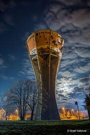 Vukovar - Grad Heroj i Grad heroja