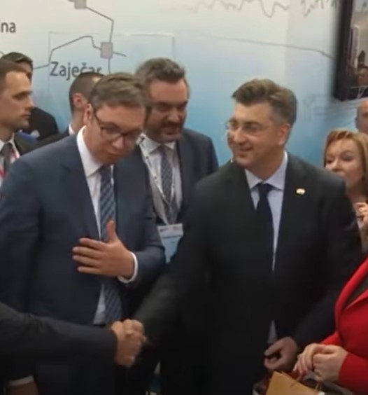 PLENKOVIĆ VRLO NEUGODNO SPUSTIO VUČIĆA NA ZEMLJU! Ovaj debakl pamtit će do kraja života: Čekao termin za Jasenovac napet kao puška, a onda hladan tuš