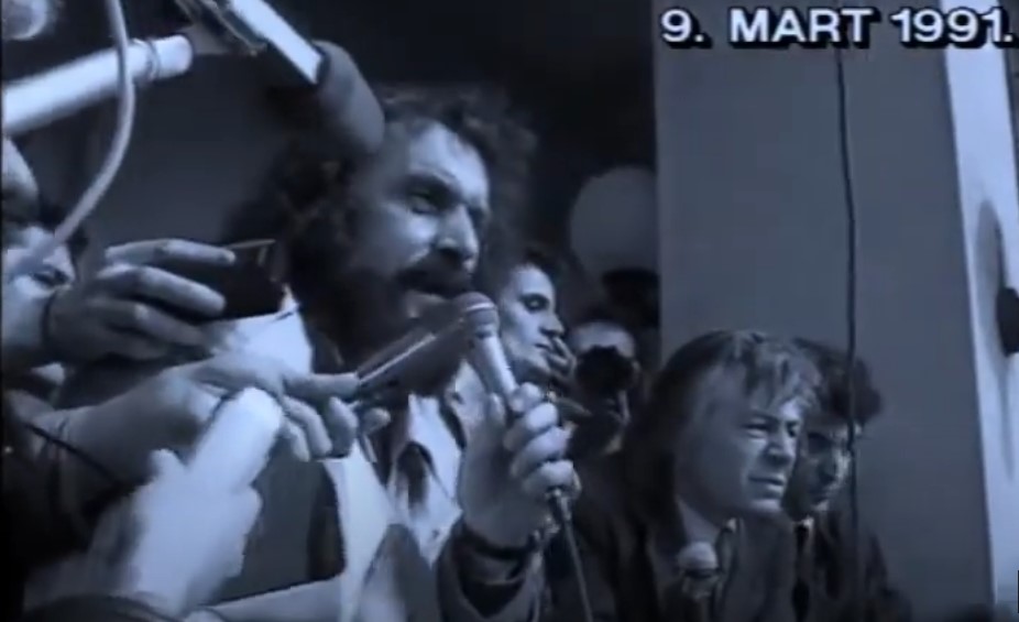 09. ožujka 1991. Vuk Drašković: Koje je pravo lice čovjeka sa stotinu lica – komunist, četnik ili mirotvorac?