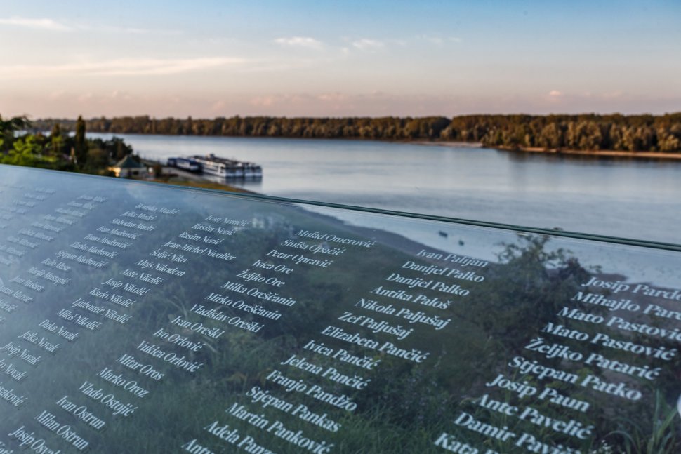 Mladen Pavković:  Jedino se u Vukovaru još ne čitaju imena svih poginulih i nestalih.  Zašto?