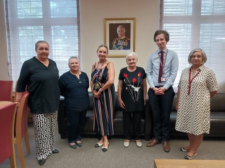 Zajedno za nestale: Vukovarske majke u Britanskom veleposlanstvu