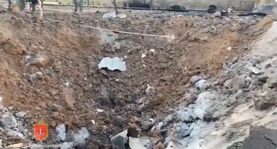 RUSI RAKETOM OD 5 MILIJUNA DOLARA POGODILI – WC NA PLAŽI U ODESI!