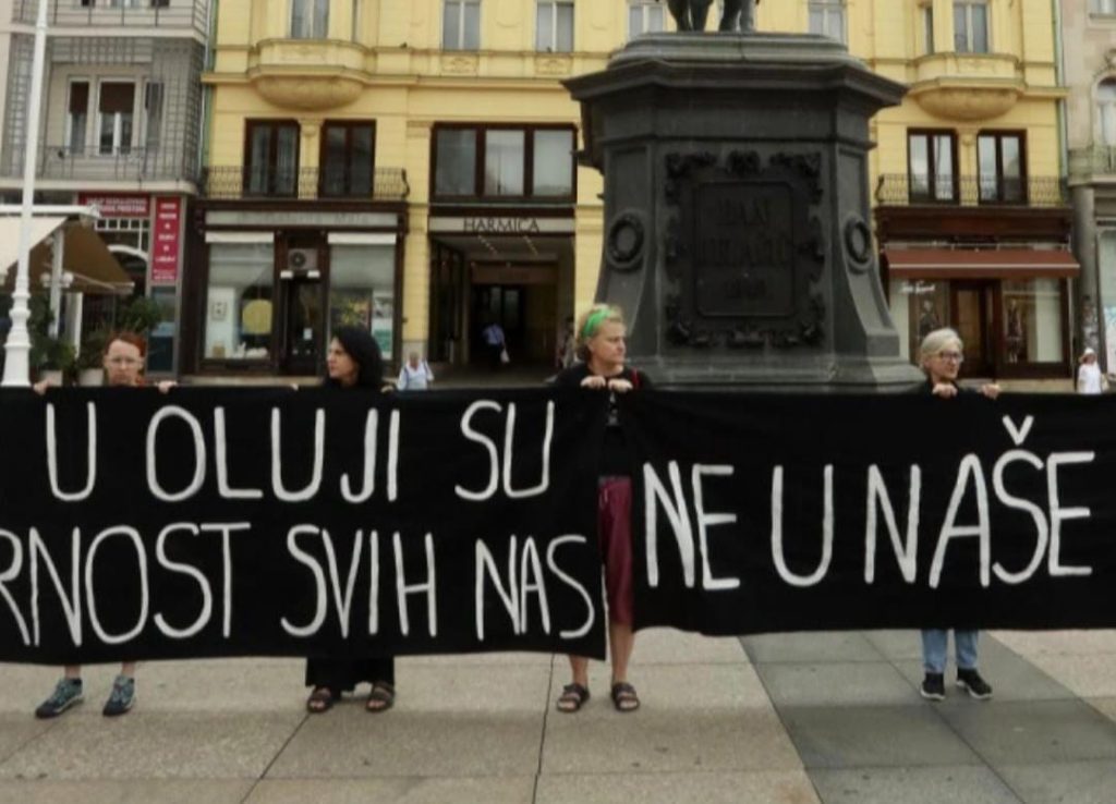 Profesionalni prosvjednici: Tko stoji iza kontinuiranih prosvjeda protiv VRO Oluja i Hoda za Život?