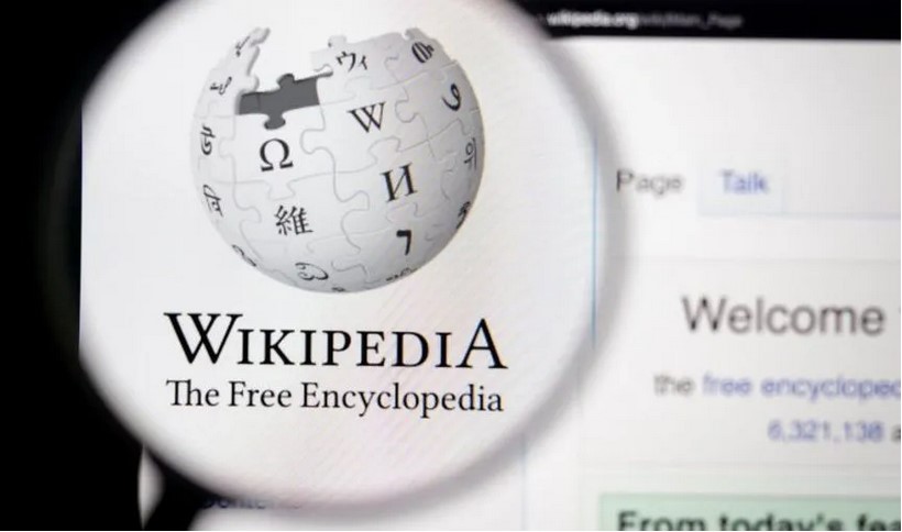 Nakon preuzimanja hrvatske Wikipedije: Javna najava srpsko-hrvatskoga jezičnoga objedinjivanja