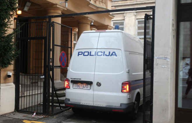 300 LJUDI NA ZABAVI - DRAMA U ZAGORI! U intervenciji zbog kršenja epidemioloških mjera te narušavanja javnog reda i mira, ozlijeđen policajac