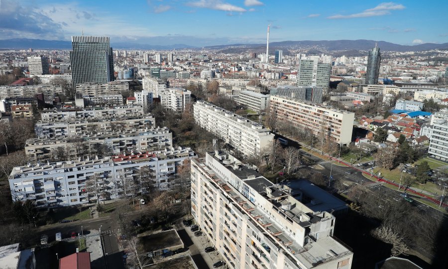Pogledajte tko je sve dosad istaknuo kandidaturu za gradonačelnika Zagreba. Vruću fotelju žele doktori, bivši ministri, odvjetnici...