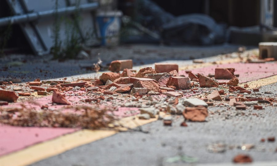 U centru Zagreba se urušio dio zgrade, na sreću nitko nije ozlijeđen