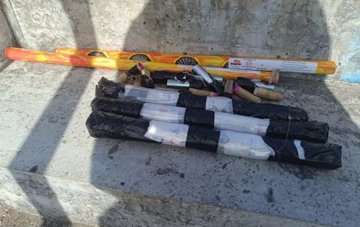 U Zagrebu jučer privedeno 11 navijača Rijeke. Jedan od huligana bocom pogodio policajca, na stadionu pronađena hrpa pirotehnike