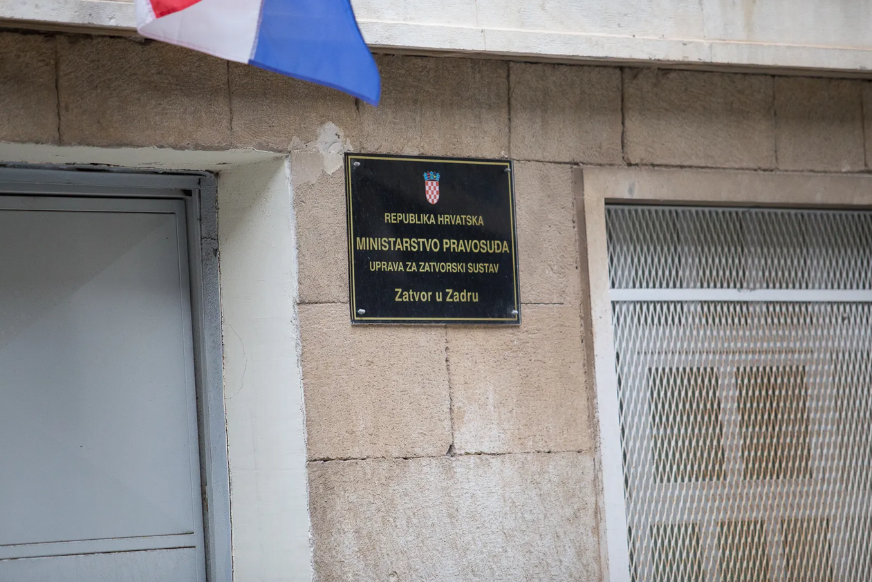 U zatvoru izboden opasni splitski kriminalac, nedavno uhićen pod sumnjom da je šef narkoorganizacije