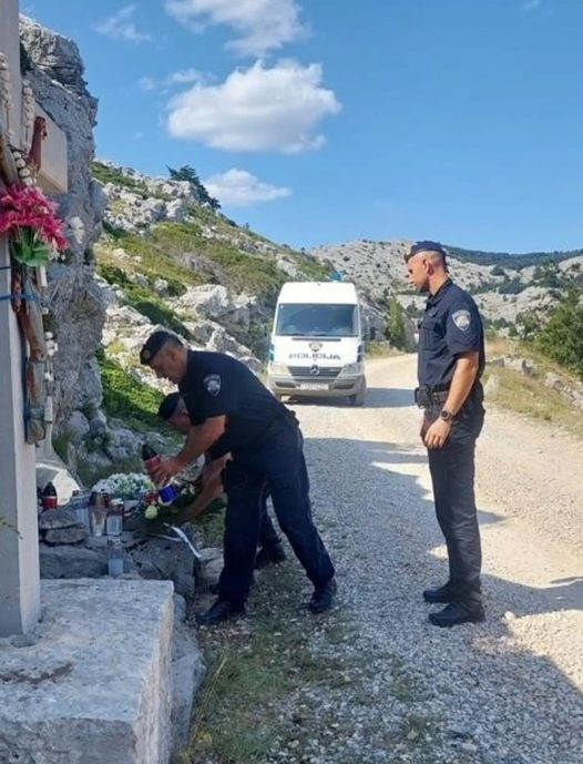 Oštećeno  spomen obilježje poginulog hrvatskog branitelja na Velebitu