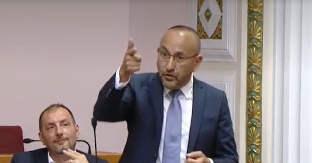 KRENULE SU DRAME Zekanovića nakon ispada u Saboru prozvali spodobom: Čekaju li ga sankcije?