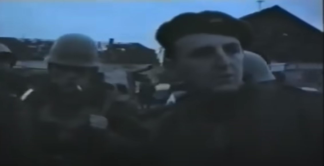 Arkan se dere na ženu ‘gde ti je snajper’: Dan nakon pada ušao je u Borovo Naselje