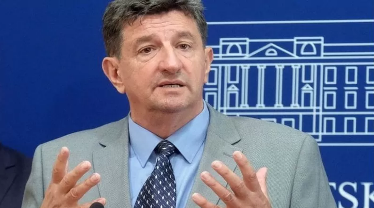 Željko Sačić zatražio odgodu glasovanja o izboru glavnog državnog odvjetnika