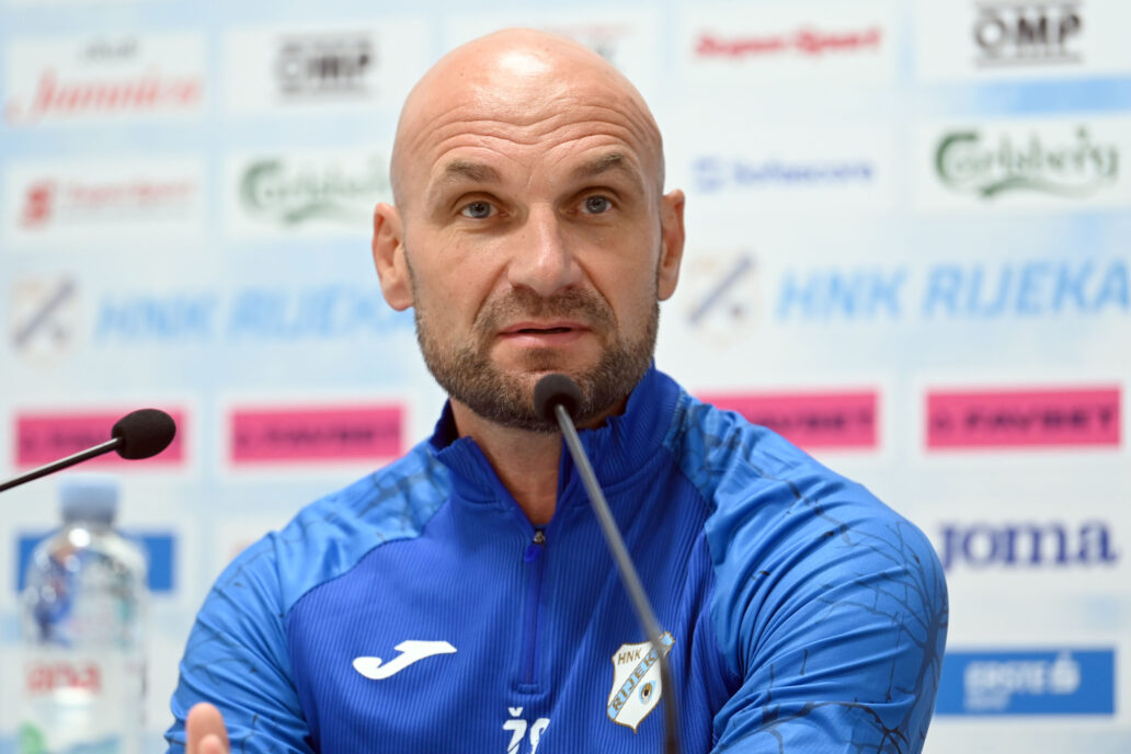 Trener Rijeke upozorava uoči uzvrata na Rujevici: “Moramo se držati plana, izađemo li grlom u jagode, oni će to kazniti”