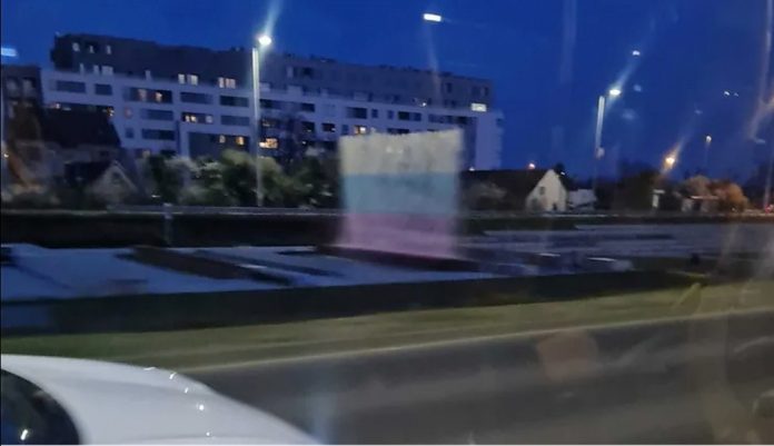 Što se događa? Zagreb jučer svijetlio u bojama Ruske zastave
