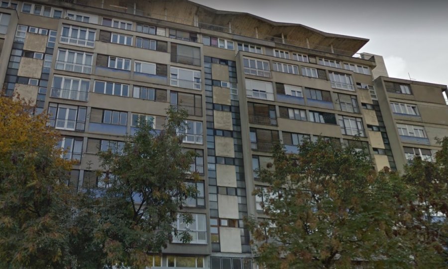 S krova zgrade u Vukovarskoj ulici u Zagrebu prijeti pad instalacije teške čak 155 tona, potresi uništili stupove