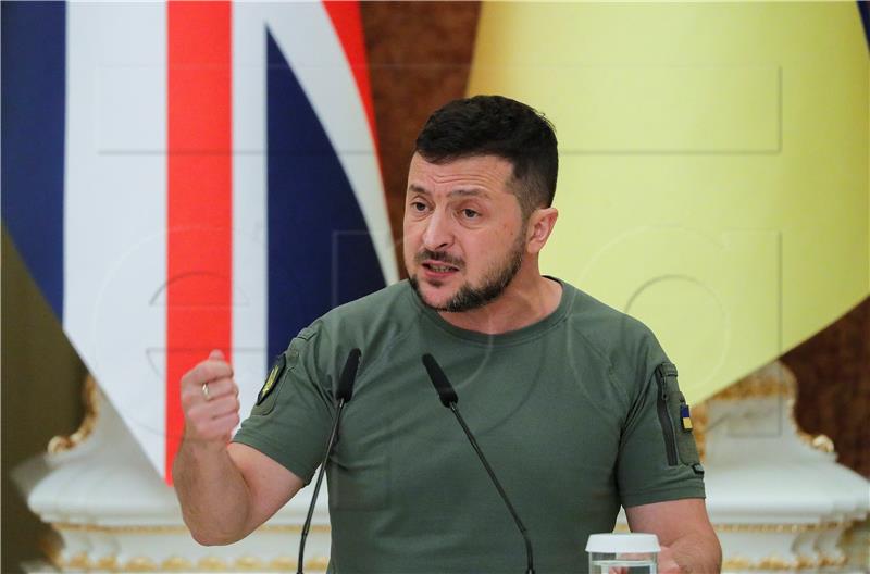 15 mrtvih i 50 ranjenih u ruskom raketnom napadu na željezničku stanicu u Ukrajini