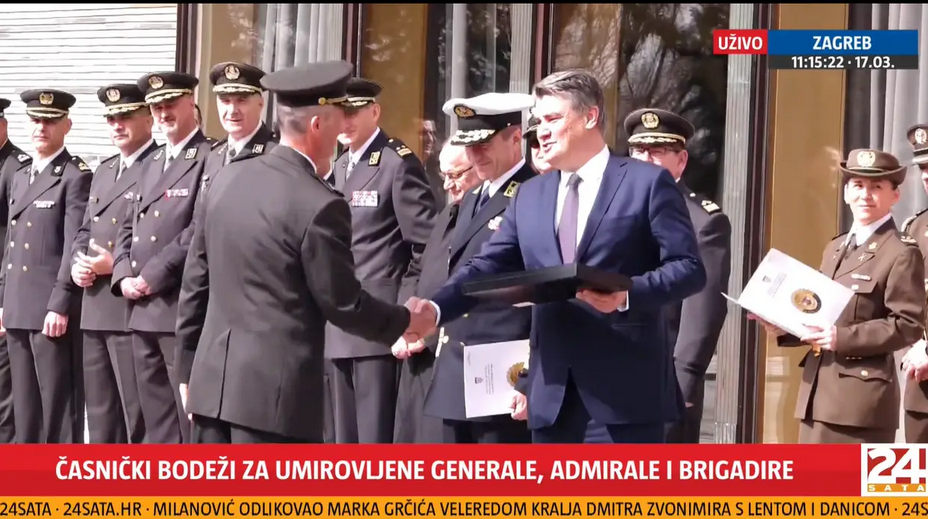 Milanović je uručio zahvalnice i časničke bodeže umirovljenim generalima, admiralima...