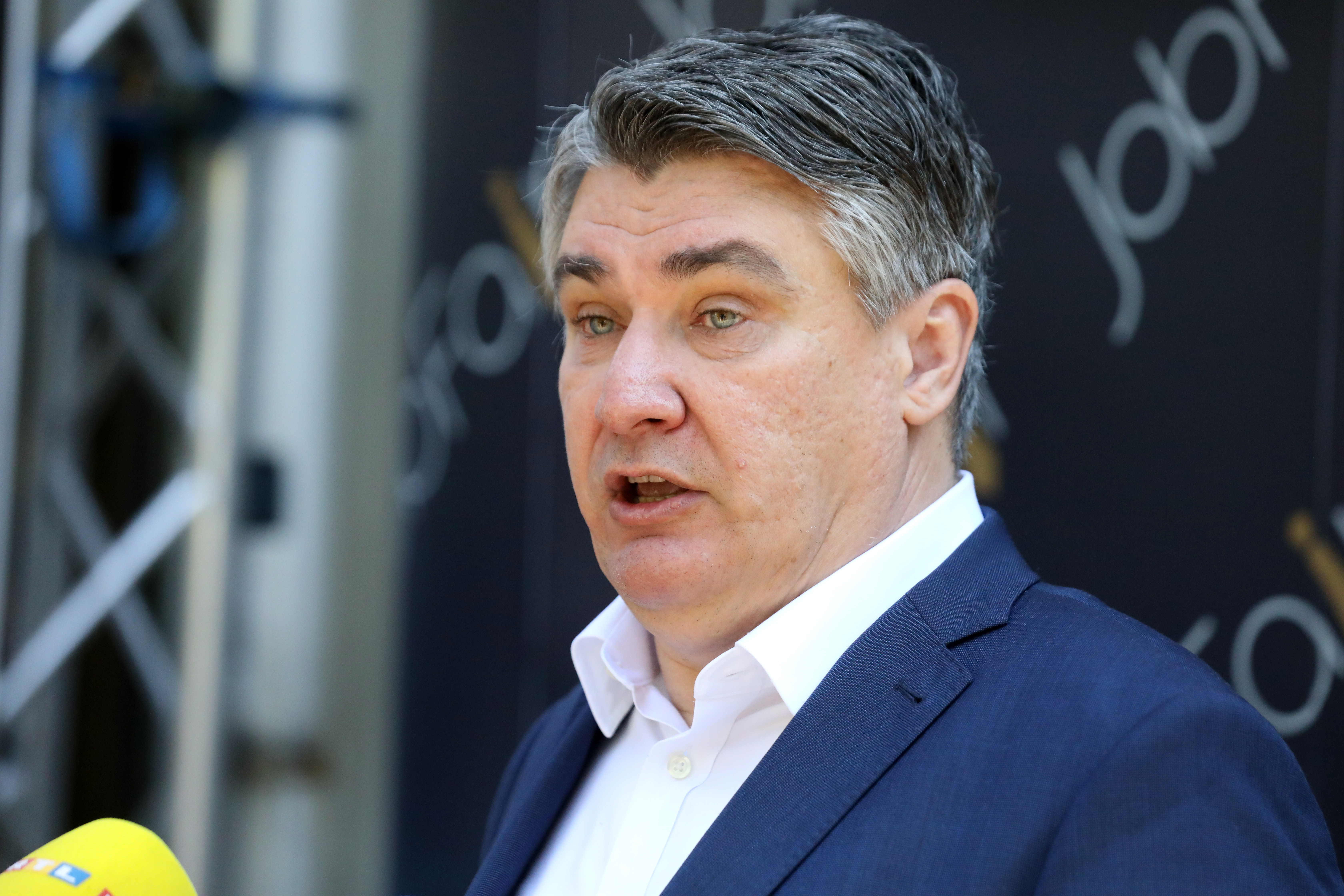 Milanović: Orbana ne treba doživljavati ozbiljno, neopasan je