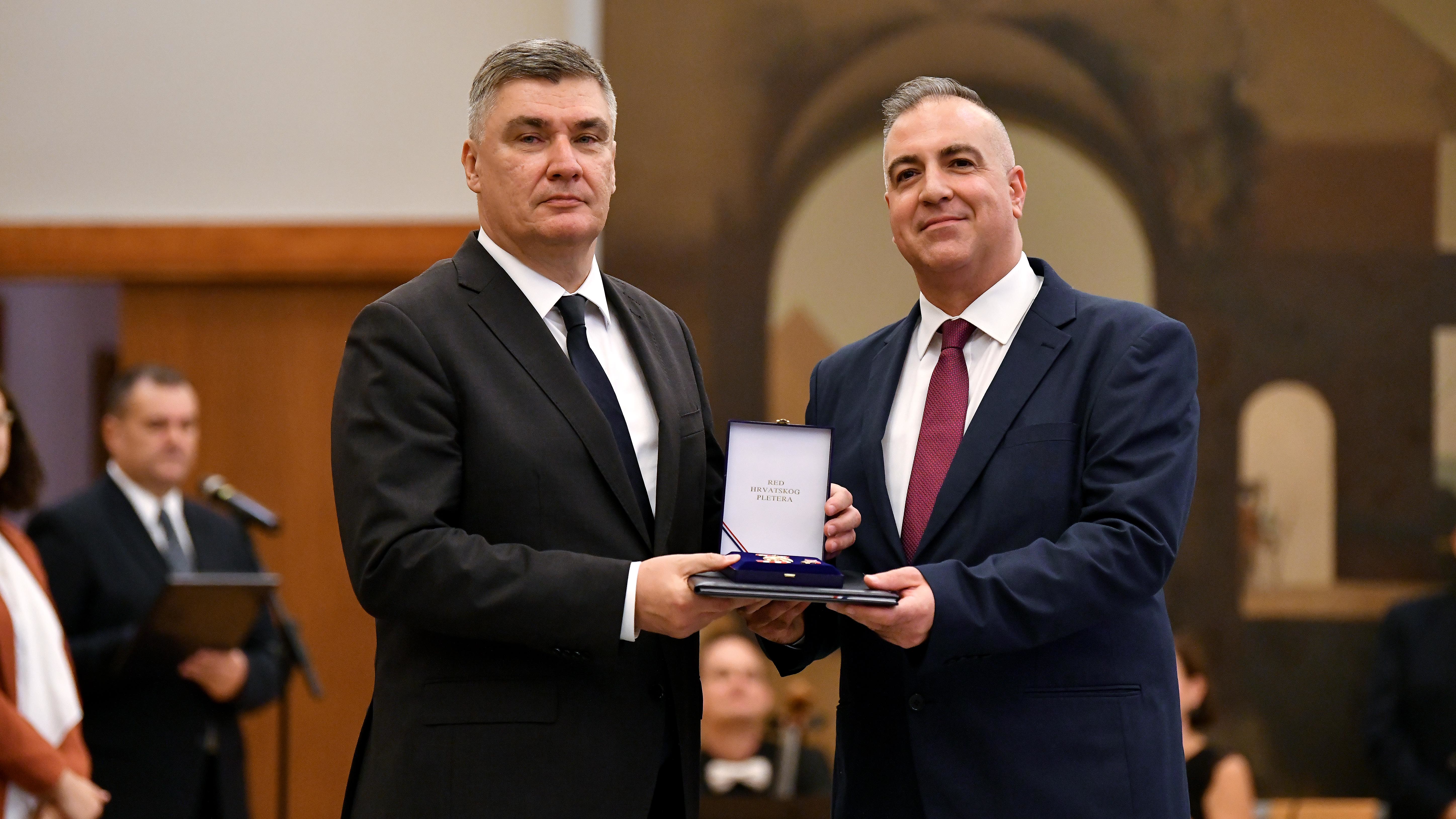 Petar Ćurić odlikovan Redom hrvatskog pletera za promociju međunarodne kulturne suradnje