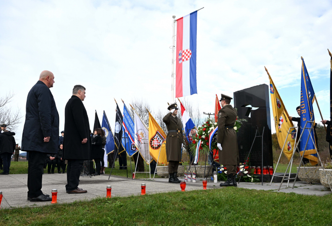 Predsjednik Milanović u Saborskom odao počast žrtvama Domovinskog rata