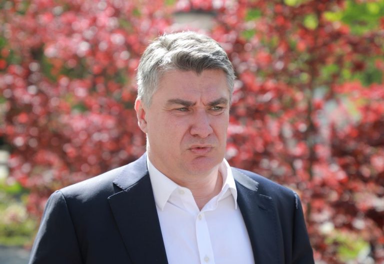 Milanović usporedio mauzolej Šoškočaninu sa spomen-pločom HOS-ovcima u Jasenovcu: ‘To je provokacija’