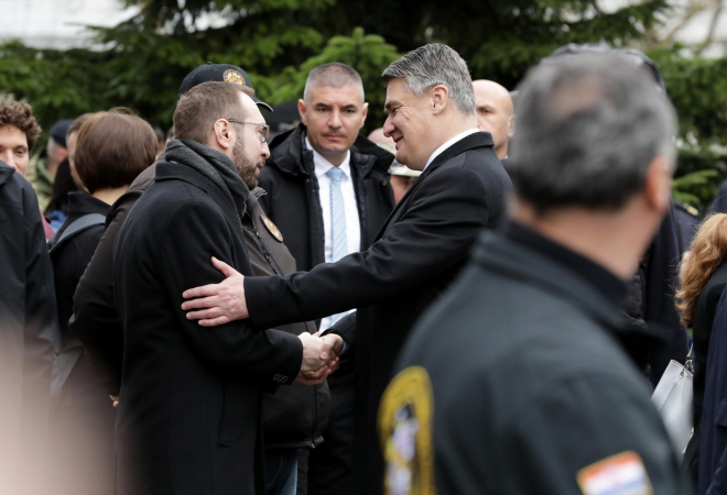 PODGRIJANI MOTORI VRHOVNIKA MILANOVIĆA! Za Plenkovića teški dani, a Tomaševićev brod propušta: Nova anketa pokazuje nam bilo naroda!