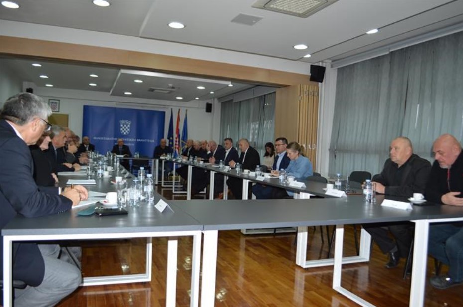 Ministar Medved primio predstavnike Zajednice udruga postrojbi ZNG-a RH i HV-a