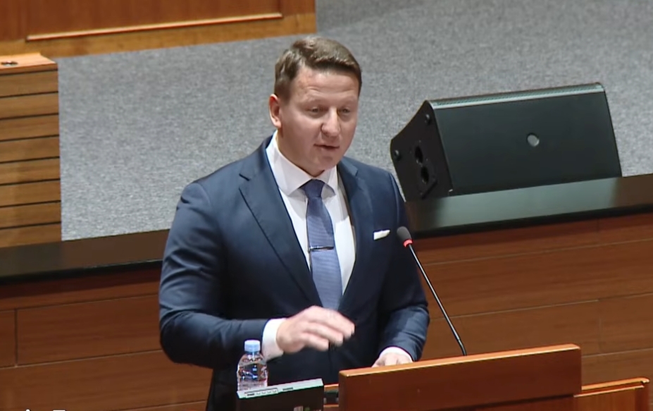 Zurovec: Šutnja o suverenitetu nije neutralna