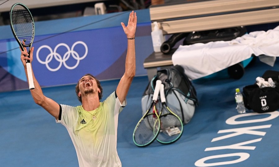 Nakon što je šokirao i dotukao Đokovića sjajni njemački tenisač Zverev postao je olimpijski pobjednik