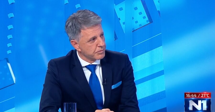 Zubak pere ruke: Optužen za mega kriminal oko prodaje oružja Ukrajini